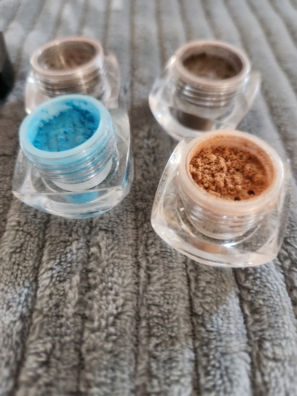 Younique Moodstruck Minerals Pigments 4 heavenly confident gorgeous daring - Picture 7 of 7